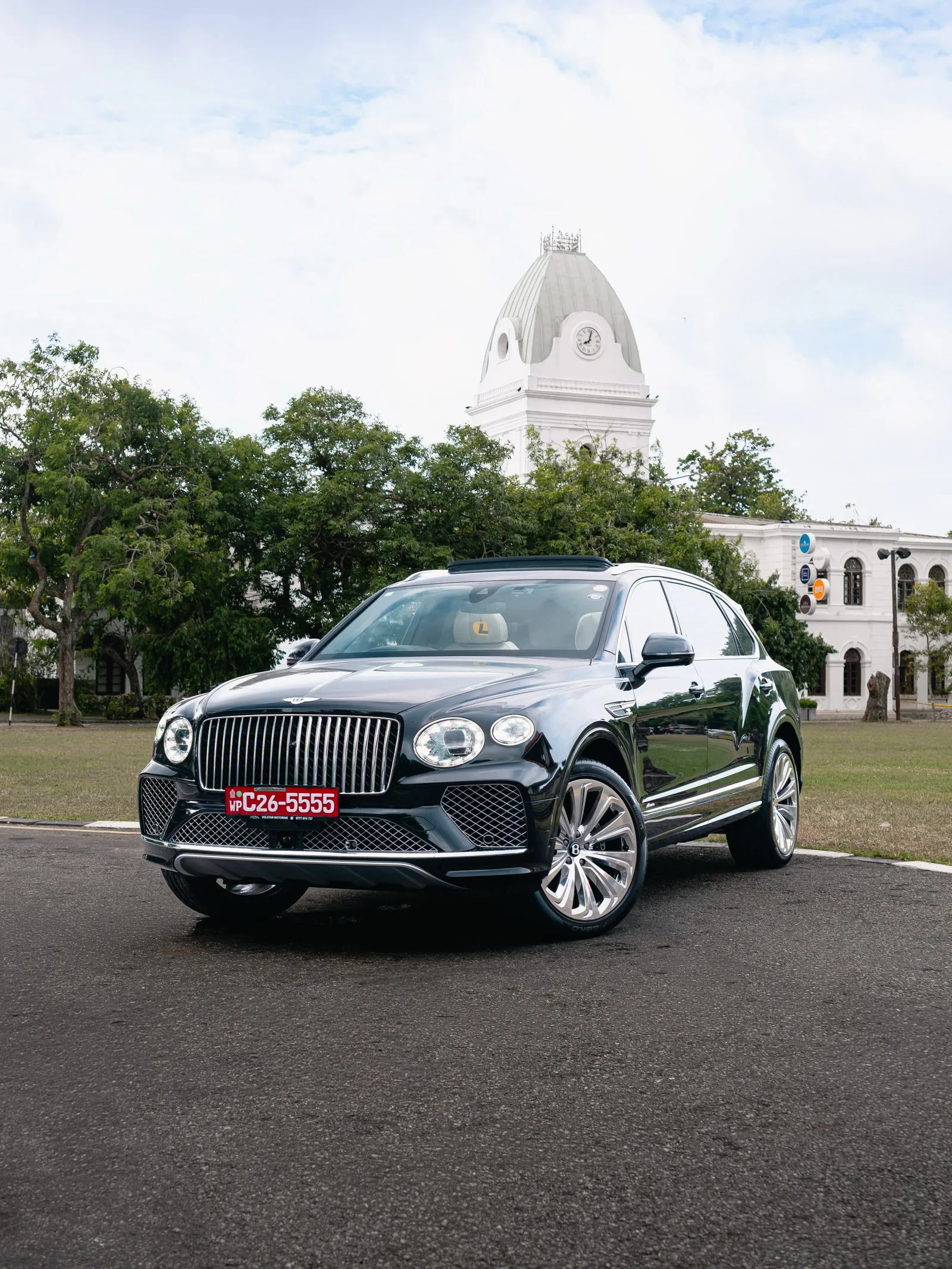 Bentley Bentayga EWB
